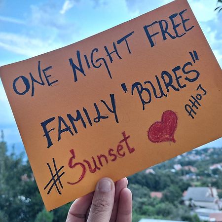 ロヴランSunsetアパートメント エクステリア 写真